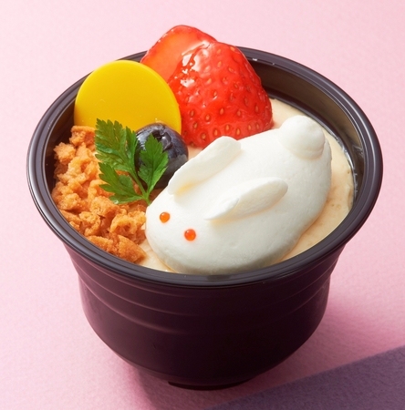 シャトレーゼが期間限定で販売する十五夜のお月見をイメージした洋菓子と和菓子