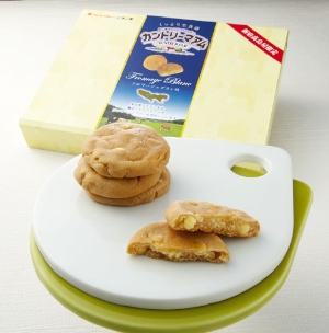 新宿高島屋が老舗菓子メーカーの不二家とコラボレーションした『カントリーマーム(フロマージュブラン味)』
