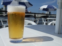 ビールはキリッと冷えていないと……という方も多いと思うが、ラガーに比べ苦味の薄い分、少しぬるくなっても美味しいのもエールの魅力。ドイツの秋祭り「オクトーバーフェスト」を参考にした秋の地ビール祭りも各地で行われているので、足を運んでみてはいかがだろうか。