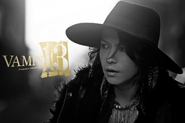 HYDE率いる「VAMPS」写真展、名古屋で開催 - 渋谷では約1万人動員