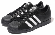 「ビームス(BEAMS)」と「アディダスオリジナルス(adidas Originals)」の共同開発プロジェクト