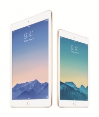 アップルは、薄型タブレット「iPad Air」の新モデル「iPad Air 2」と「iPad mini 3」を発表した（写真提供：アップル）