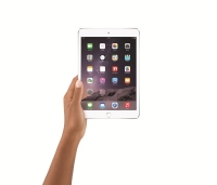 アップルは、薄型タブレット「iPad Air」の新モデル「iPad Air 2」と「iPad mini 3」を発表した（写真提供：アップル）