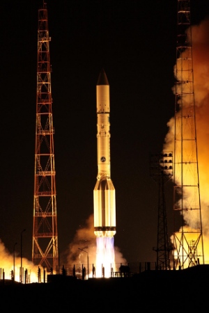 プロトンMロケット、通信衛星エクスプレースAM6の打ち上げに成功（Image credit: Roskosmos）