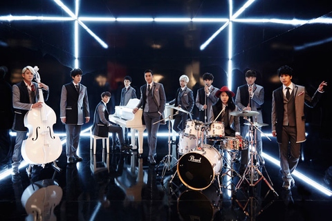 SUPER JUNIORが『THIS IS LOVE』のミュージックビデオ(以下、MV)に続いて27日、『Evanesce』のMVを公開した。写真：SMエンターテインメント