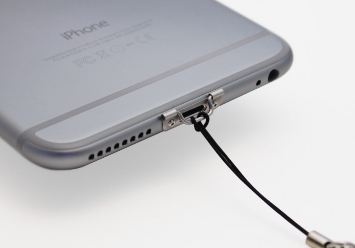 ポディティーズは、iPhone 6/6 Plus対応ガジェット・アクセサリーの新製品として『NETSUKE for iPhone 6』を10日に発売開始した。