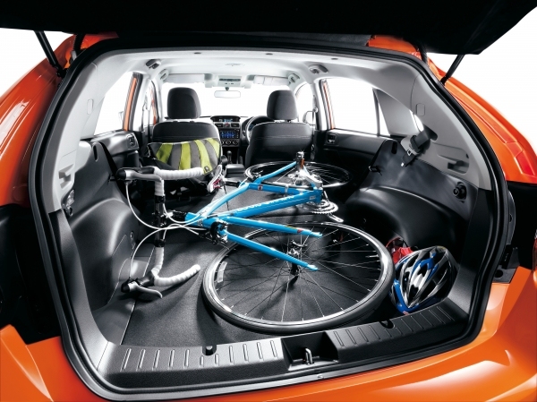富士重工業が12月25日に発売する「SUBARU XV」(写真提供：富士重工業)
