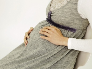 日本産科婦人科学会は各都道府県での10年後の分娩医数を発表した。全体では約7%増となっているが、地域によっては著しく減少するところもある。