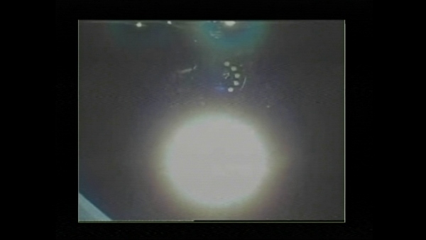「はやぶさ2」分離時の写真。(C) 宇宙航空研究開発機構（JAXA）