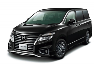 日産自動車のミニバン「エルグランド」の特別仕様車「250ハイウェイスター プレミアム アーバンクロム」(写真提供：日産自動車)
