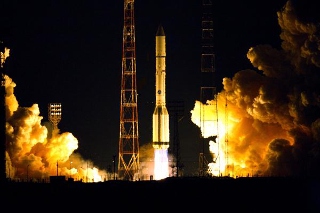 プロトン・ロケット、400機目の打ち上げ　ロシアの通信衛星を軌道へ（Image credit: Roskosmos）