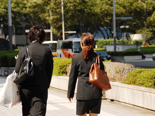 リクルートワークス研究所は12月11日、2016年卒の大学生・大学院生の新卒採用の見通し調査の結果を発表した。「増える」としたのは14.0%で、前年度の同調査よりも0.7ポイント増加した。