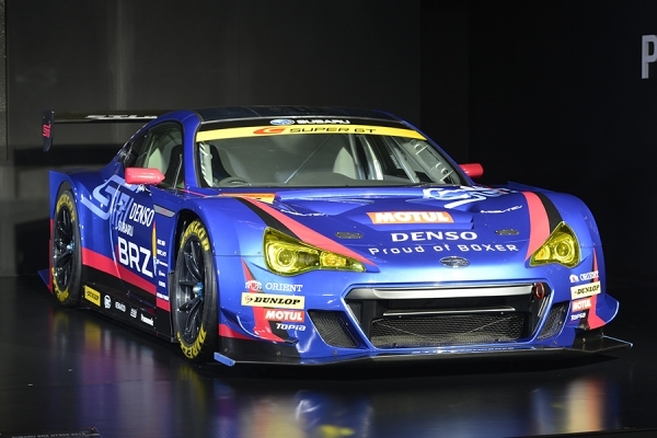 SUPER GTのGT300クラスに参戦する「SUBARU BRZ GT300 2015」（写真提供：富士重工業）