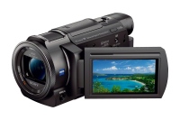 ソニーは、現行機比で体積約30%、質量約20%の小型・軽量化を実現したデジタル4Kビデオカメラレコーダー ハンディカム「FDR-AXP35」「FDR-AX30」を2月20日に発売する。写真は、「FDR-AXP35」（写真提供：ソニー）