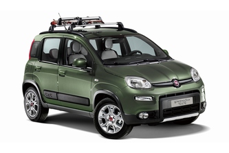 「FIAT Panda」の四輪駆動モデル「FIAT Panda 4x4 Adventure Edition」(FCAジャパンの発表資料より)