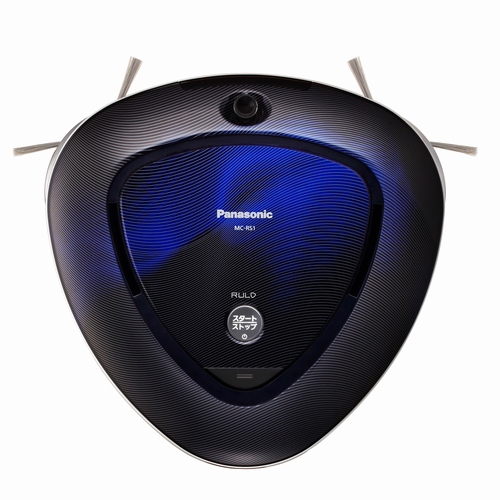 独自の三角形状と「ハウスダスト発見センサー」で部屋の隅や壁際の掃除性能にこだわったロボット掃除機「RULO MC-RS1」（写真提供：パナソニック）