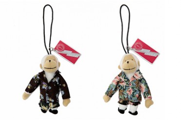 ドリス ヴァン ノッテンを着た“モンキー”のストラップ登場 - ユナイテッドアローズで発売