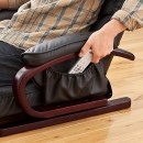 サンワダイレクトが発売した、背もたれが4段階、頭部は6段階に角度調節可能な、立ち座りしやすい座椅子『回転座椅子 150-SNC112』