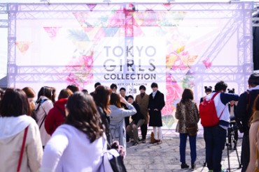 「東京ガールズコレクション」いよいよ開幕、マギーや小松菜奈など豪華なモデル陣！