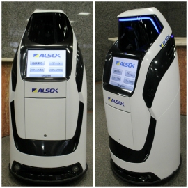 警備員とのコミュニケーション機能を強化したALSOKの自律走行ロボット「Reborg-X」（写真：ALSOKの発表資料より）