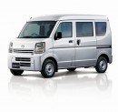 マツダがフルモデルチェンジして発売した「スクラムバン」（写真提供：マツダ）