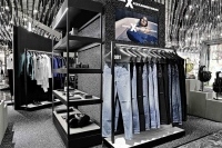 「アレキサンダーワン(ALEXANDER WANG)」半年間限定の期間限定ショップが伊勢丹に登場
