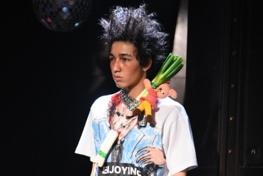 ミキオサカベ＆リトゥン山縣が率いる「東京ニューエイジ」、ファッションショーを開催