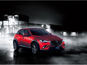 2月27日から全国で発売したマツダCX-3。売れ筋グレードは「XDツーリング」で、2WD車が259.2万円、4WD車が281.88万円。取得税と重量税は免税となる