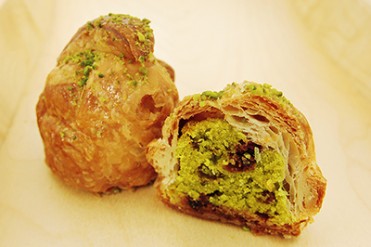 フレデリック・カッセル銀座三越に新スイーツ限定登場 - ピスタチオ×フランボワーズの焼き菓子