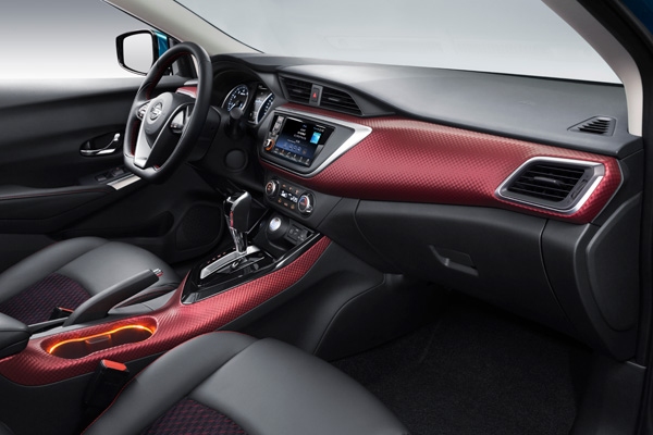 日産自動車が上海モーターショーで世界初公開した中国向け新型車「Lannia(ラニア)」（写真提供：日産自動車）