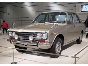 日産自動車で完全にレストアされた1969年型P510型ブルーバード1600デラックス。何度もステアリングを握った「510系」だが、ポルシェシンクロ独特のシフトフィールが忘れられない