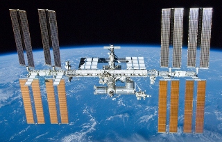 プログレス補給船、国際宇宙ステーションの軌道修正に成功―16日に失敗、再挑戦（Image credit: NASA）