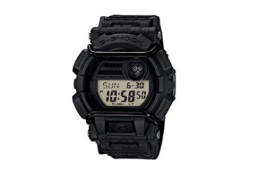 G-SHOCK × HUF、“地割れ”グラフィックのタフなコラボウォッチ発売