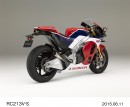 MotoGPで2連覇を達成した競技専用マシン「RC213V」の一部仕様を変更し、一般公道での走行を可能にした「RC213V‐S」（写真提供：ホンダ）