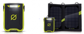 「Venture 30 Recharger」（左）、「Venture 30 Solar Recharging Kit」（右）（写真：アスク発表資料より）