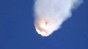 ファルコン9ロケット、打ち上げ失敗　第2段機体に問題か（Image credit: NASA）