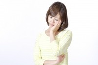 一部の女性たちの間では、いつまでも20代の若さを保っているような「美魔女」への憧れが高まっている。一方で、「若返り」「アンチエイジング」にそれほど関心がない女性も多いようだ。