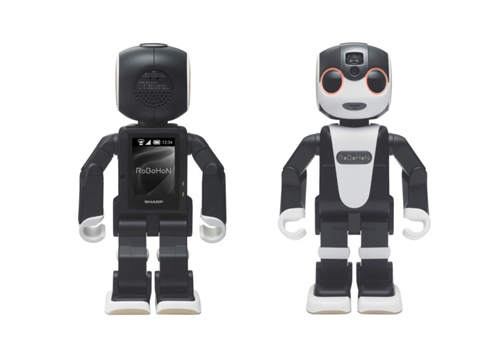 モバイル型ロボット電話 「RoBoHoN」（写真提供：シャープ）