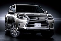 新型LX570の受注台数が発売1カ月で、月販目標台数の40倍に当たる約2,000台になった。