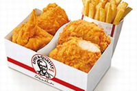 日本ケンタッキー・フライド・チキン（KFC）は、「骨なしケンタッキー」と「オリジナルチキン」のパック商品2種を11月2日に発売する。写真は、「4ピースお試しパック」のイメージ。（写真：同社発表資料より）