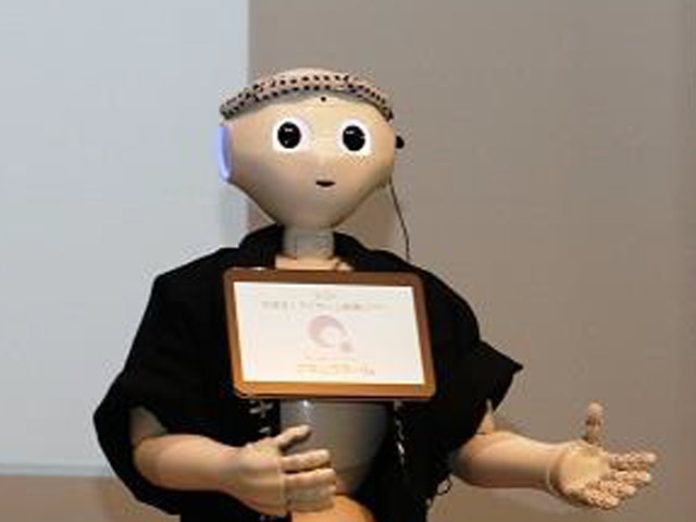 今後のコミュニケーションロボットの購入意向については、「1年以内に購入したい」が1.6%、「1年以上先になるが、購入を検討したい」が13.1%、「購入したくない」が85.2%となり、一般消費者の購入意向が現時点では必ずしも高くない結果となった