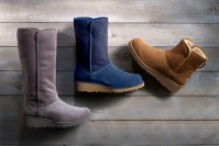 UGGから新コレクション「クラシックスリム」-  すっきりしたシルエット、ウェッジヒール