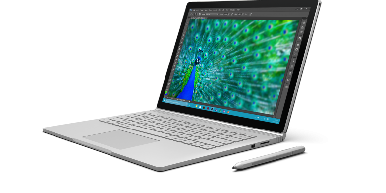 「Surface Book」の外観（写真：日本マイクロソフト発表資料より）