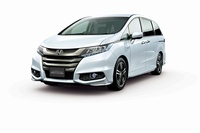 受注好調なホンダの「オデッセイハイブリッド」。（ABSOLUTE・Honda SENSING EXパッケージ 、ホワイトオーキッド・パール）（写真提供：ホンダ）