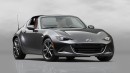 マツダが世界初公開した電動ルーフ式の小型オープンスポーツカー「Mazda MX-5 RF(日本名:マツダ ロードスター RF)」（写真提供：マツダ）