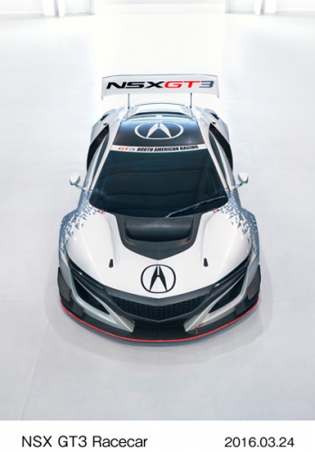 ホンダがニューヨーク国際自動車ショーに出展した新世代スーパースポーツモデル「NSX」のGT3レースカー（写真提供：ホンダ）