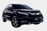 2リッターのダウンサイズターボを搭載する新型SUV「AVANCIER(アヴァンシア)」は、中国向けSUVとして最上級の位置づけとなるモデル。2016年中に発売するとしている