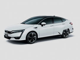 ホンダの新型燃料電池車(FCV)「クラリティ」の燃料電池スタックに田中貴金属工業の白金電極触媒が採用されていると正式に発表となった