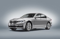 今年秋にはBMWのフラッグシップ・モデルである「BMW　7シリーズ」にプラグイン・ハイブリッド・モデルを追加し、その後、順次モデルを拡充する予定だ。