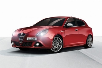 限定モデル「Alfa Romeo Giulietta Divina」 （FCAジャパンの発表資料より）